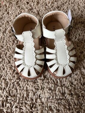 Size 6 Felix & Flora Dress Shoes